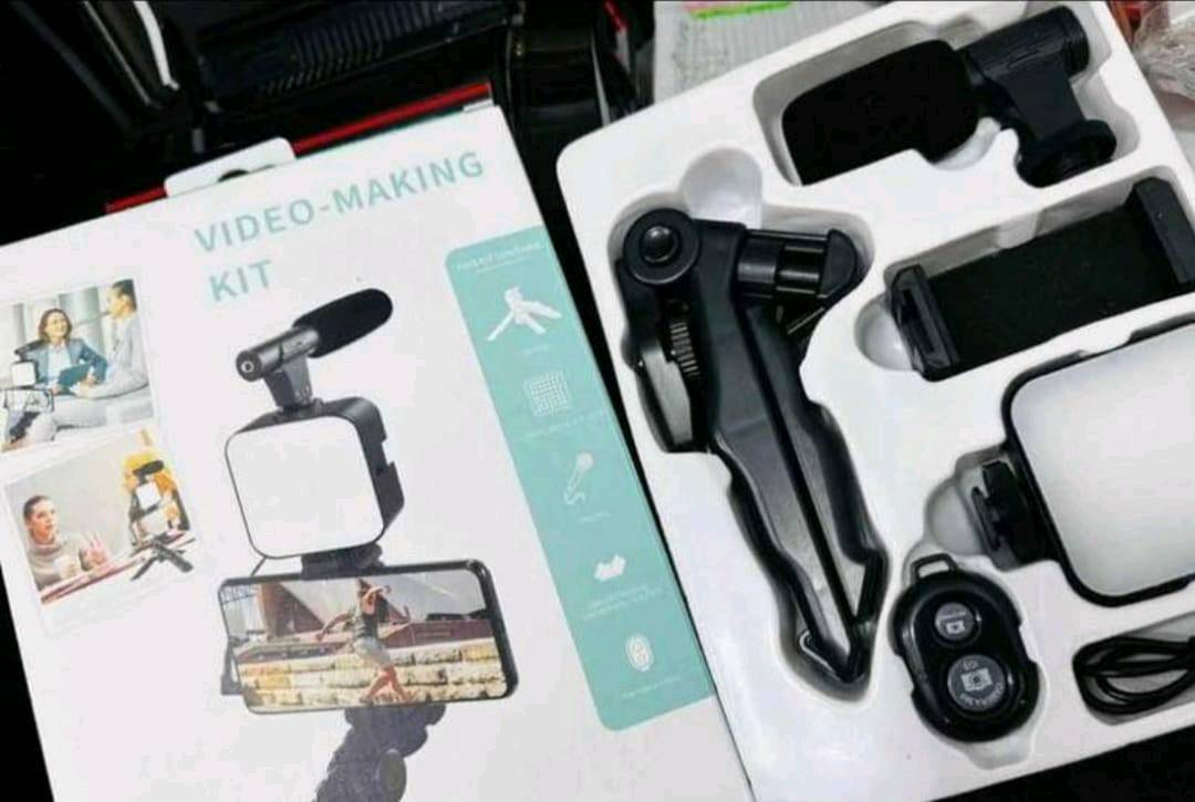 Kit de Vlogging con luz y micrófono, trípode de agarre de pistola, luz LED de estudio, mini agarre profesional para trípode portátil para Vlogging, TikTok, videos de YouTube, para teléfonos inteligentes, cámaras